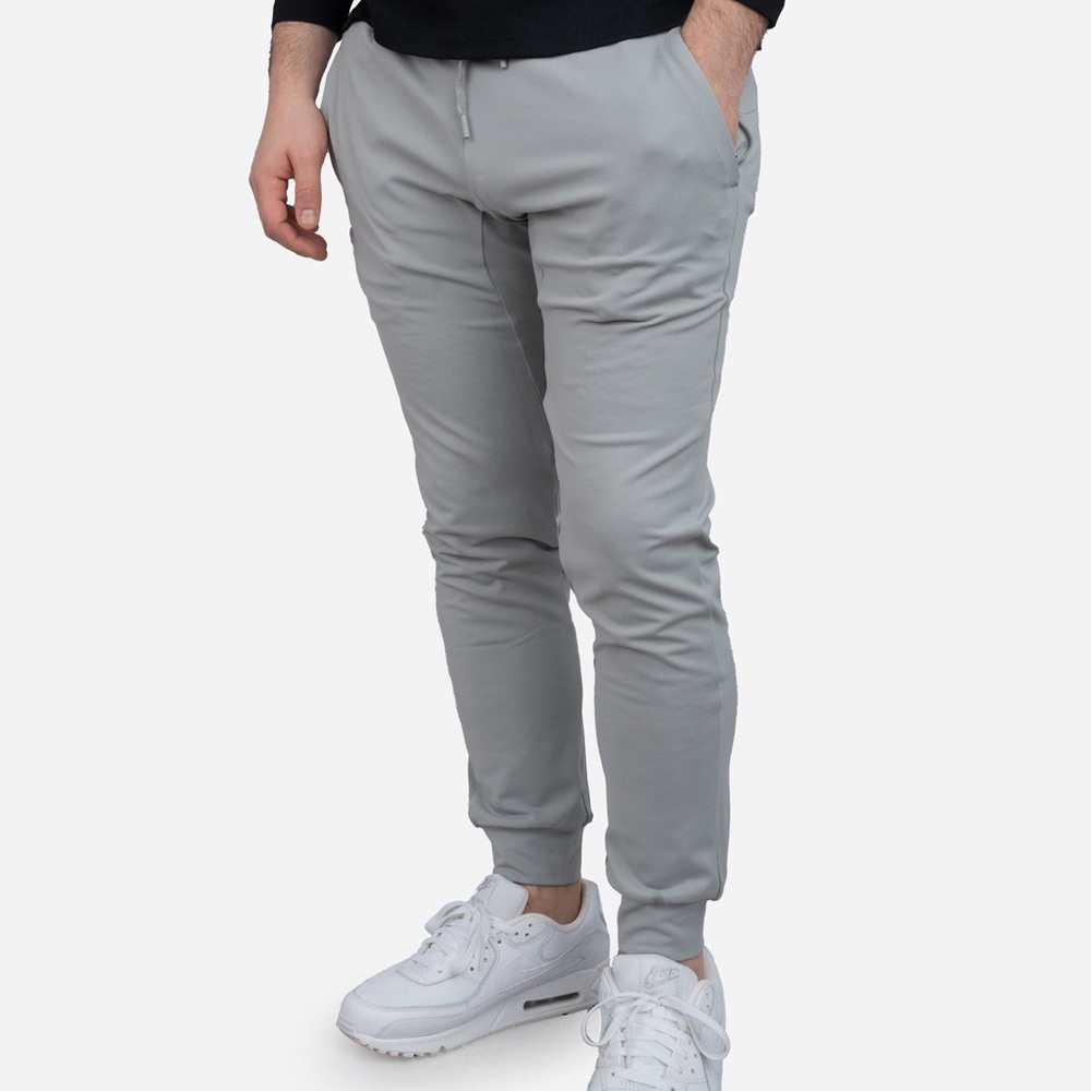 Under 510 Tyson Jogger Pewter 36x27 NWT
